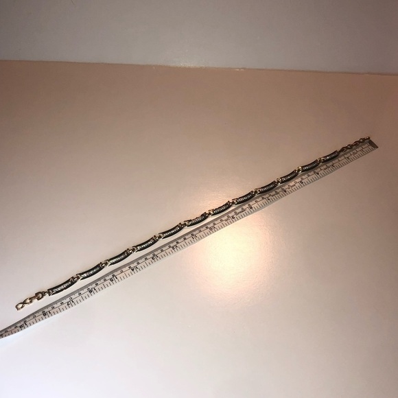 VTG Nina Ricci Gold Tone Black Enamel & White Cz Stone Necklace 19” - Picture 7 of 7